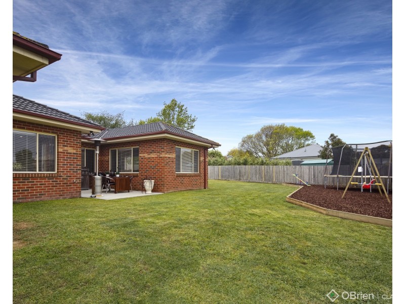 8 Casmil Court, Warragul VIC 3820