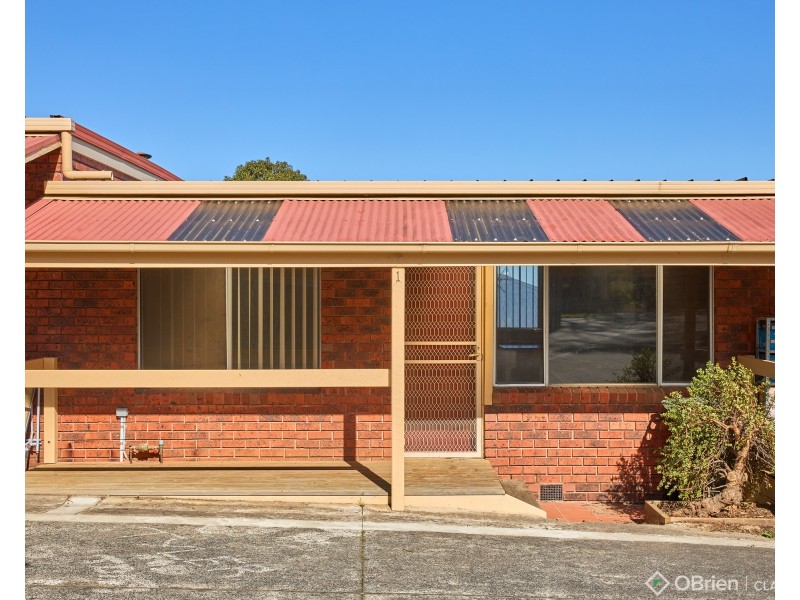3/6 Railway Avenue, Drouin VIC 3818