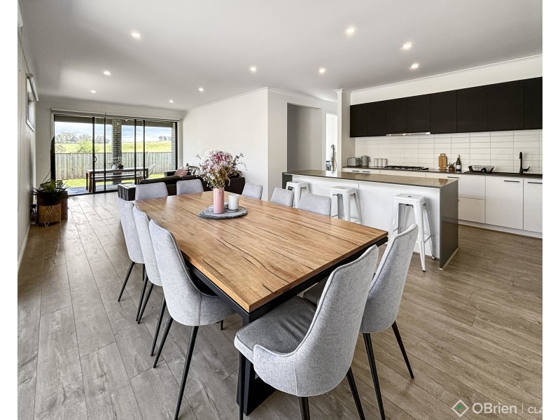 20 Hart Drive, Warragul VIC 3820