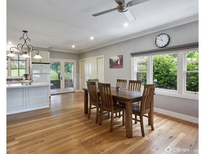 32 Wood Street, Drouin VIC 3818