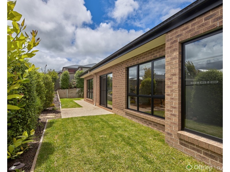 20 McCubbin Drive, Warragul VIC 3820