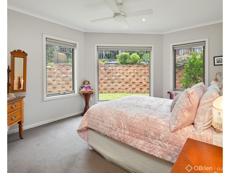 1/7 Hunter Crescent, Warragul VIC 3820