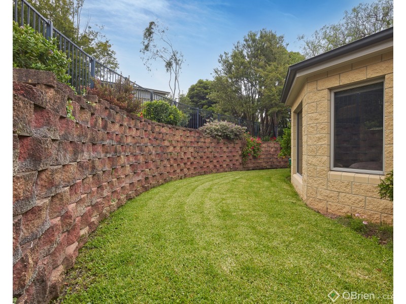 1/7 Hunter Crescent, Warragul VIC 3820