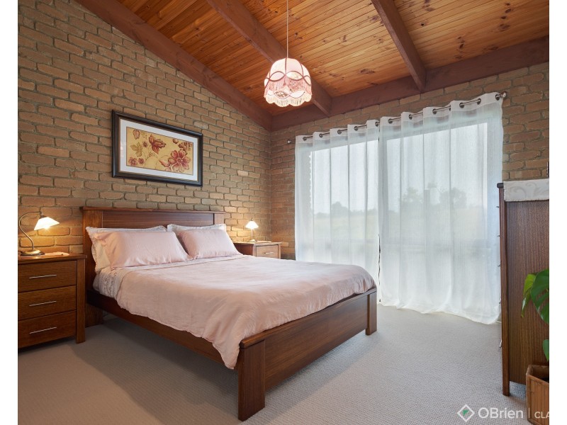 241 Higgs Road, Drouin VIC 3818