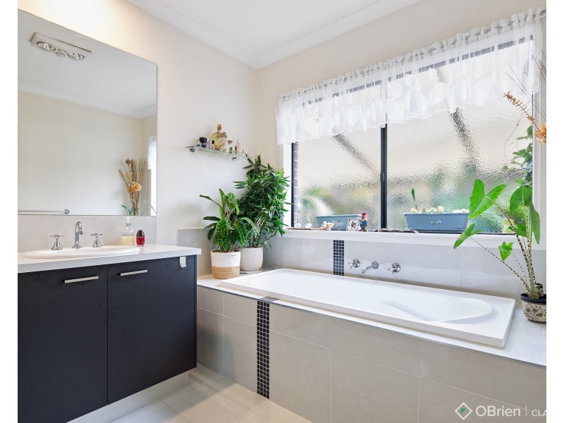 15 Woodlawn Boulevard, Yarragon VIC 3823