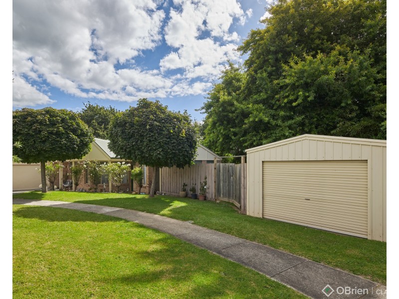 1/5 Karrala Court, Drouin VIC 3818