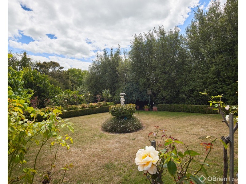 2 Hunter Crescent, Warragul VIC 3820