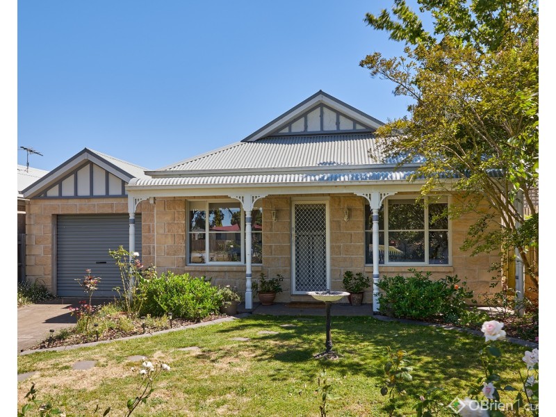 73 Main South Road, Drouin VIC 3818