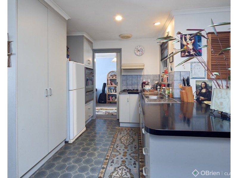 7 Bright Court, Drouin VIC 3818