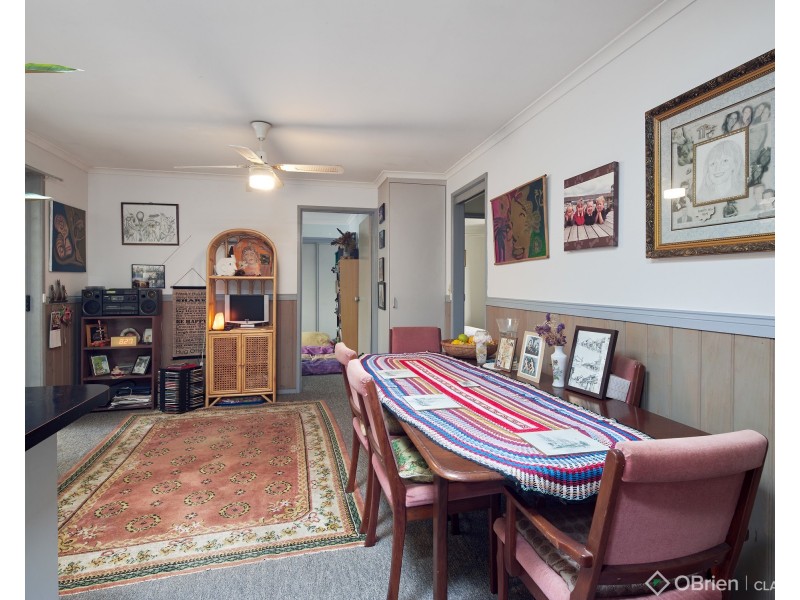 7 Bright Court, Drouin VIC 3818