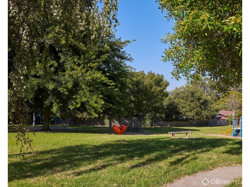 7 Bright Court, Drouin VIC 3818