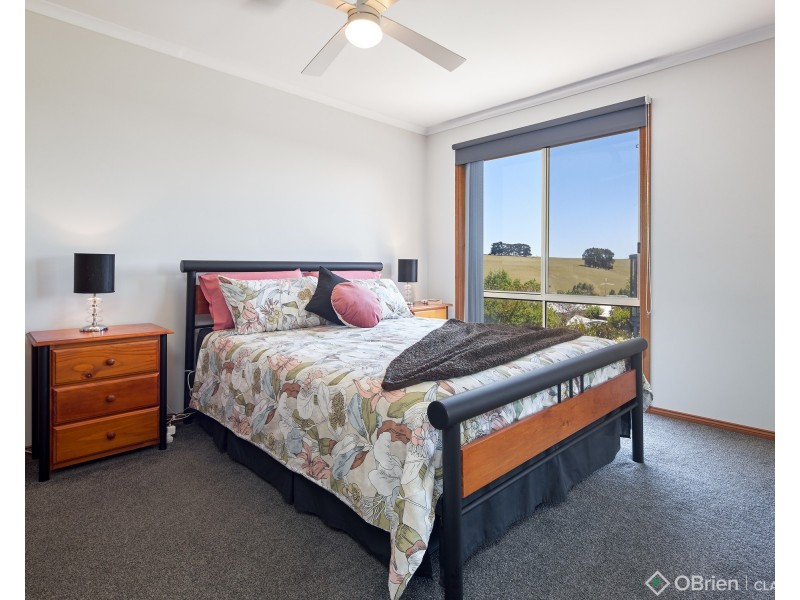 23 Willow Crescent, Warragul VIC 3820