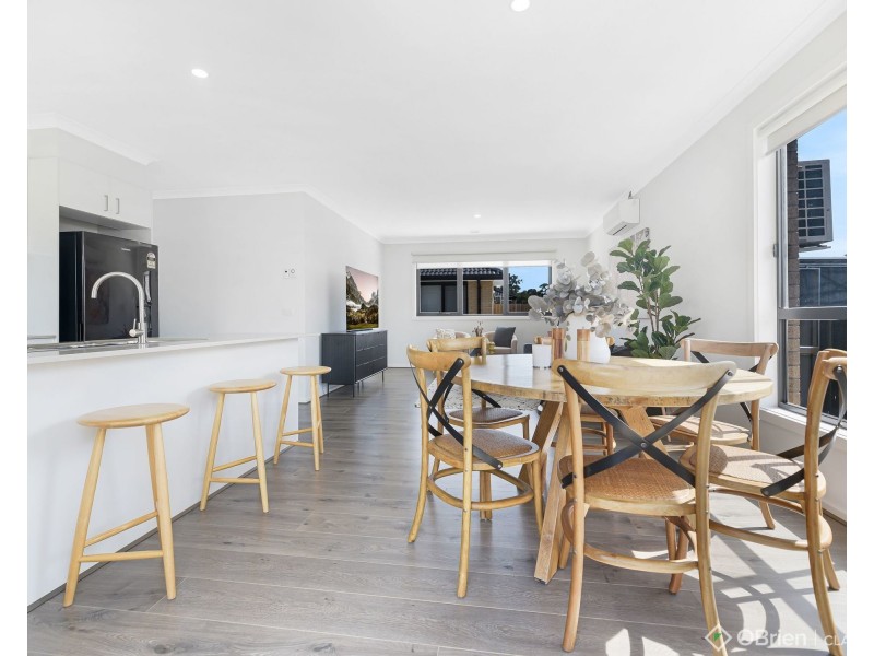 7/16 Mckindlay Street, Drouin VIC 3818