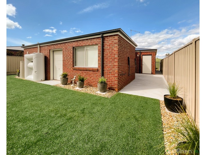 16 Von Mueller Drive, Neerim South VIC 3831