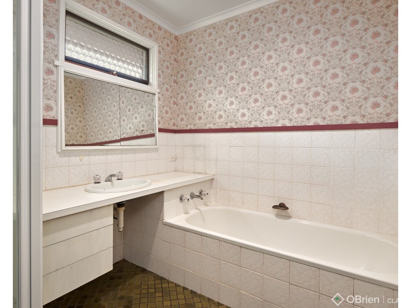 61 Charles Street, Warragul VIC 3820