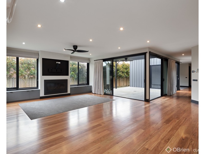 136 Twin Ranges Drive, Warragul VIC 3820