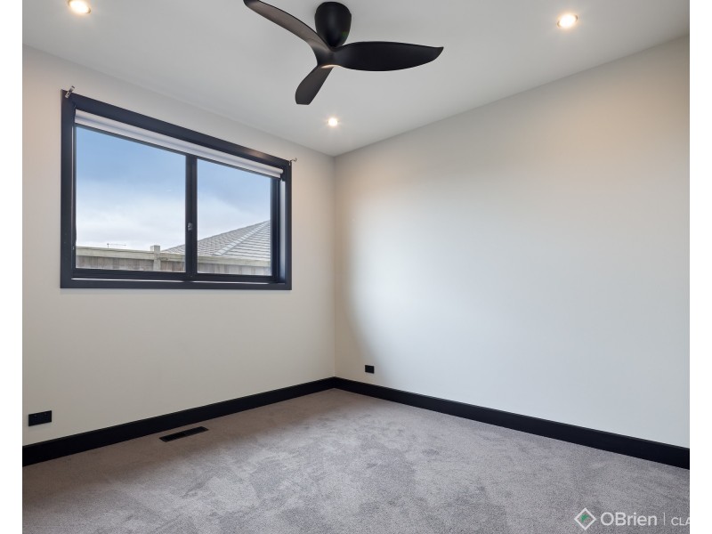 136 Twin Ranges Drive, Warragul VIC 3820