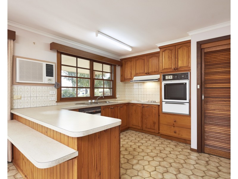 72 McNeilly Road, Drouin VIC 3818