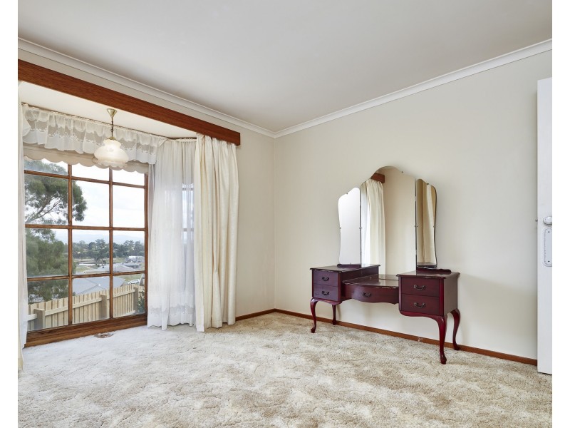 72 McNeilly Road, Drouin VIC 3818