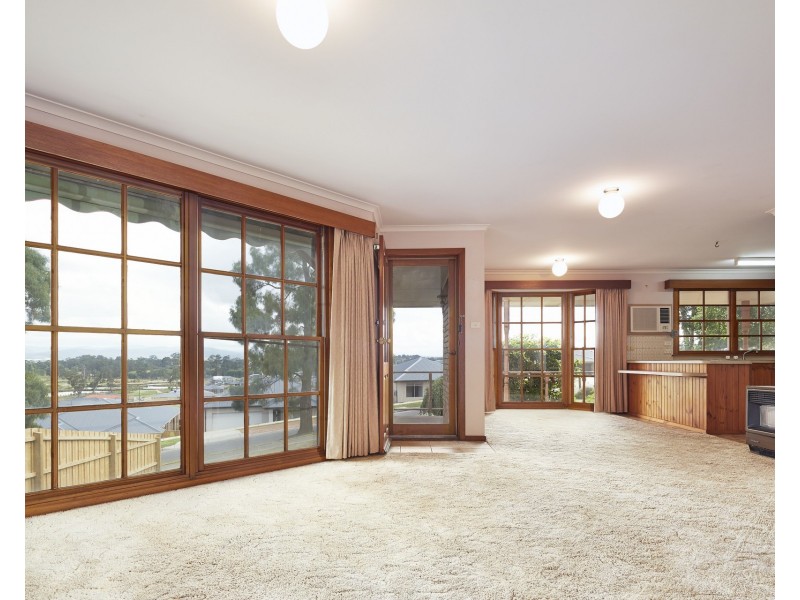 72 McNeilly Road, Drouin VIC 3818