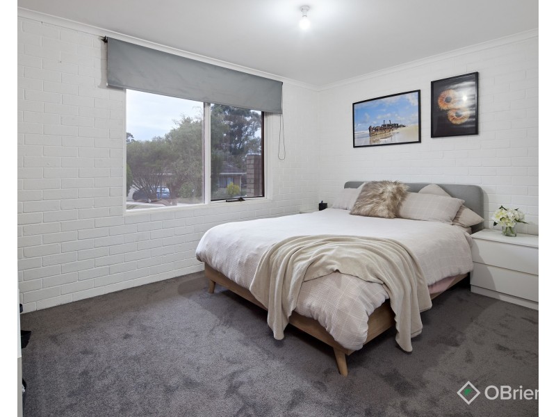 4/43-45 Buln Buln Road, Drouin VIC 3818