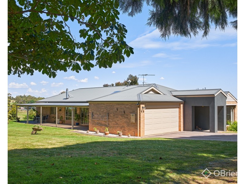 54 Anderson Road, Jindivick VIC 3818