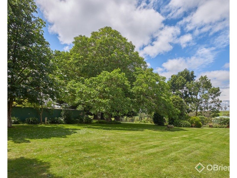 54 Anderson Road, Jindivick VIC 3818