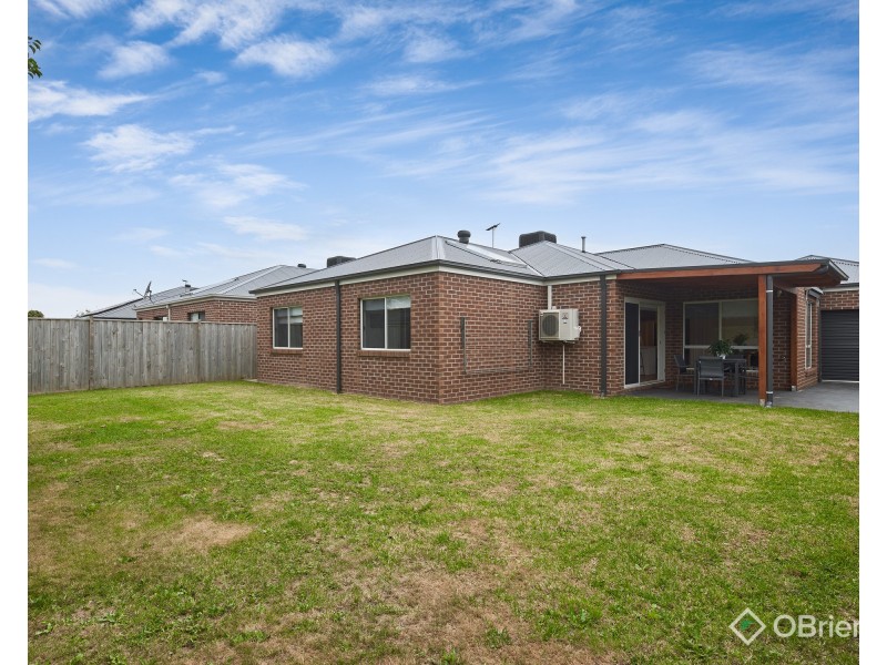 31 Lyndhurst Square, Drouin VIC 3818