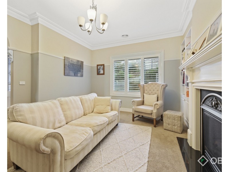 7 Kristan Court, Drouin VIC 3818