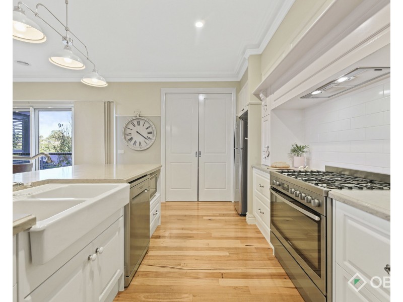 7 Kristan Court, Drouin VIC 3818