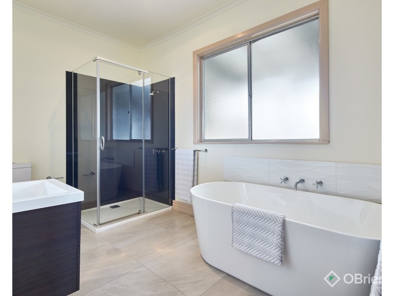 41 Brandy Creek Road, Warragul VIC 3820