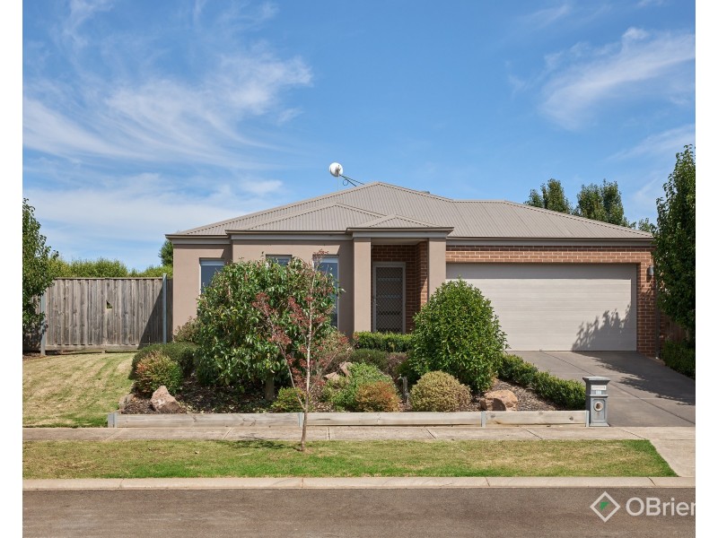 12 Maidenhair Drive, Warragul VIC 3820