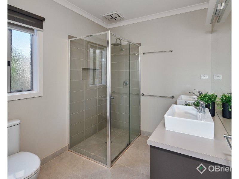 12 Maidenhair Drive, Warragul VIC 3820