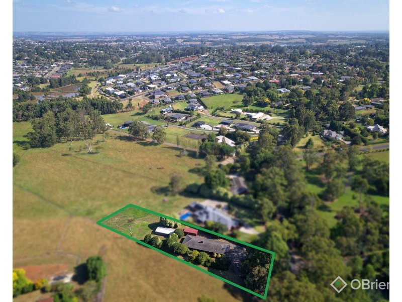 30 Waddell Road, Drouin VIC 3818