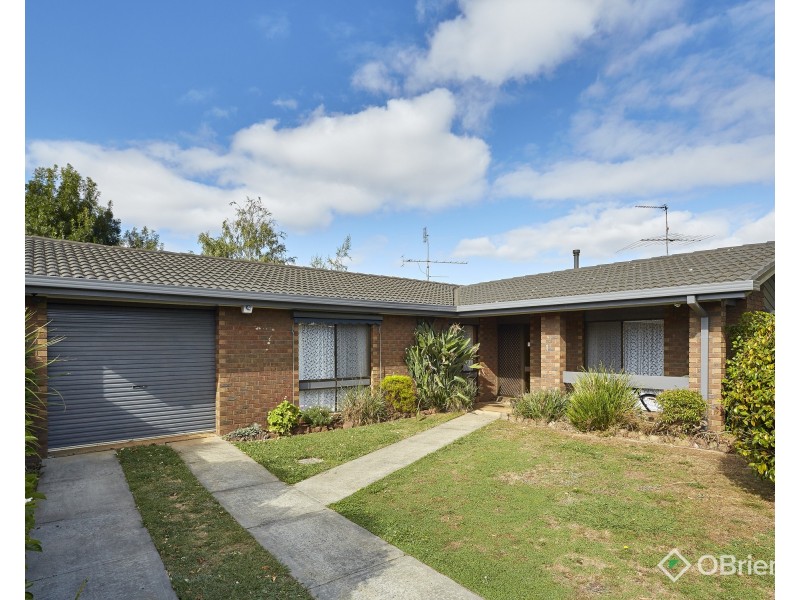 7 Cambridge Drive, Warragul VIC 3820