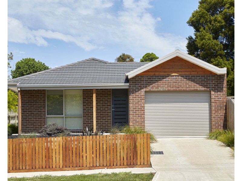 1/77 Burke Street, Warragul VIC 3820