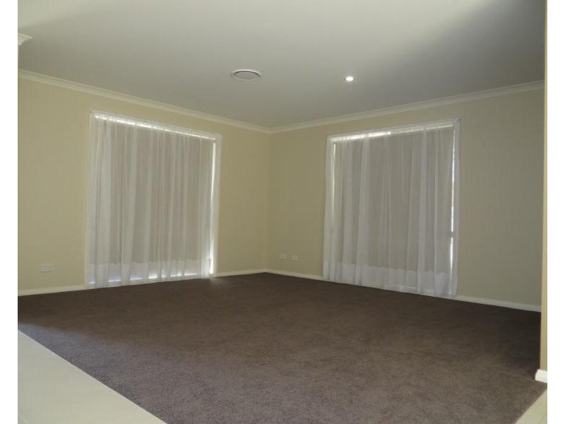 1/77 Burke Street, Warragul VIC 3820