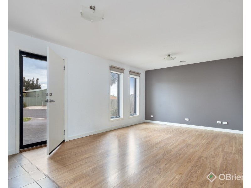 5 Leigh Court, Drouin VIC 3818