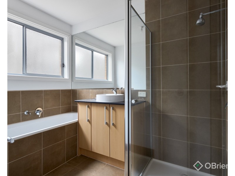 5 Leigh Court, Drouin VIC 3818