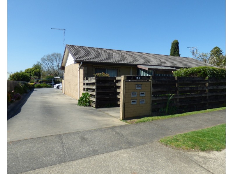 1/13 Princes Way, Drouin VIC 3818