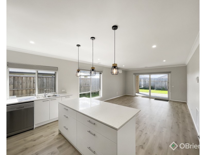 9 Applebox Crescent, Yarragon VIC 3823