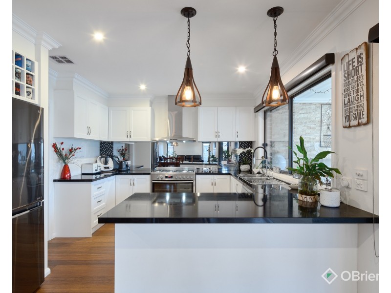 42 Collingwood Drive, Trafalgar VIC 3824