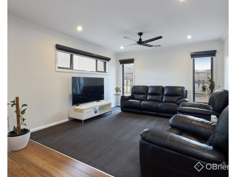 42 Collingwood Drive, Trafalgar VIC 3824