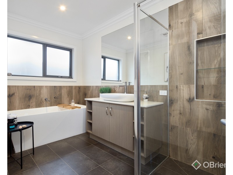 42 Collingwood Drive, Trafalgar VIC 3824