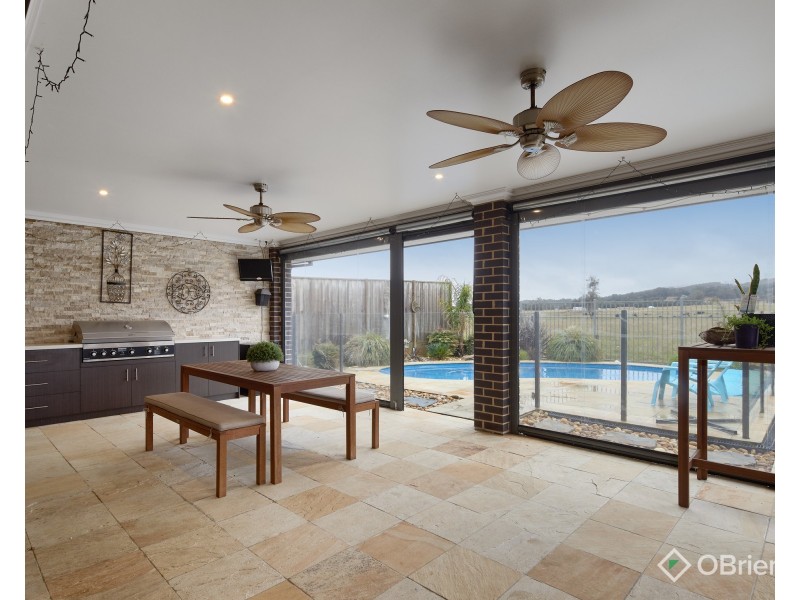 42 Collingwood Drive, Trafalgar VIC 3824