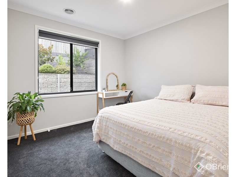 17 Fieldstone Avenue, Warragul VIC 3820