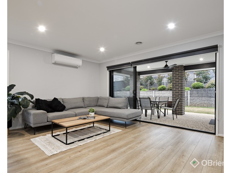 17 Fieldstone Avenue, Warragul VIC 3820