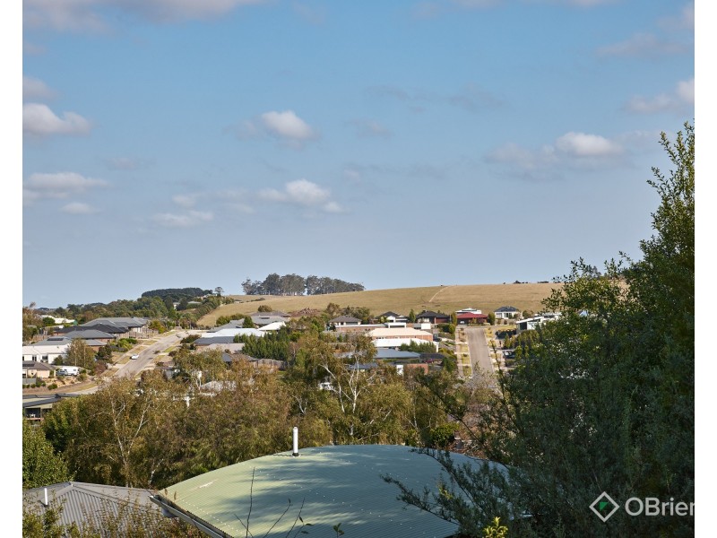 2/137 Brandy Creek Road, Warragul VIC 3820