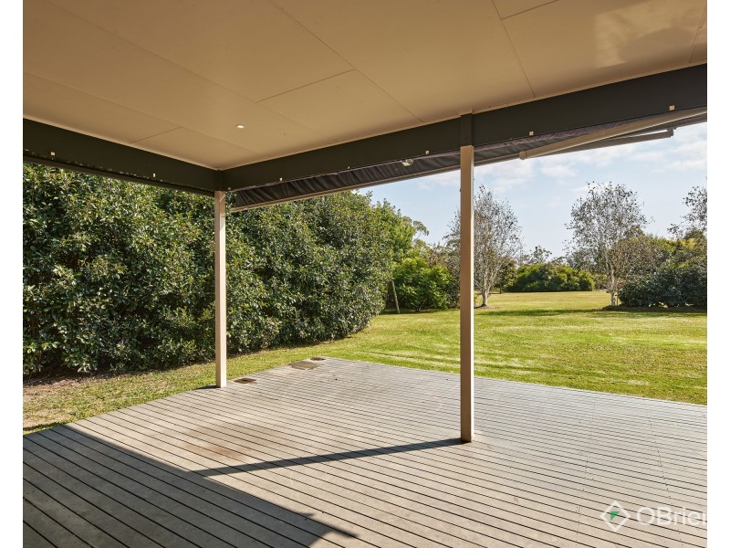 58 Fairway Drive, Drouin VIC 3818