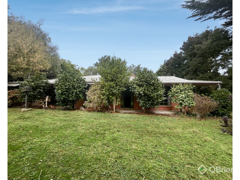 6 Bellamy Close, Warragul VIC 3820